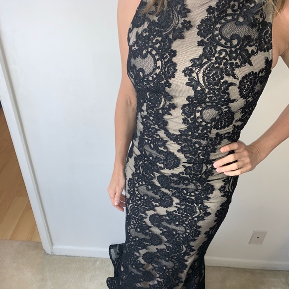 Alice + Olivia Lace Long gown - Picture 3 of 6